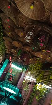 21 BARRELS Cafe & Desserts