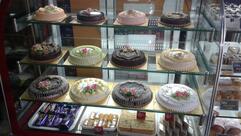 Royale Bakers & Confectioners