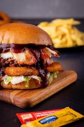 BARNAS HAMBURGUERIA E PIZZARIA ARTESANAL