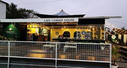 CAFE CORNER HOUSE