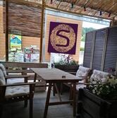 Thai Restaurant Gaeng Daeng