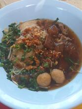 ร้านก๋วยเตี๋ยวเนื้อเปื่อย-เอ็นตุ๋น