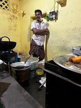 Tamil hotel for snacks