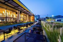 Manit Restaurant & Bar