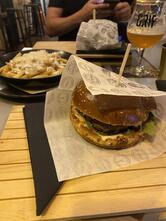 Bura burger and beer bar