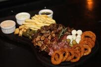 Lounge 365 Gastropub