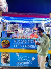 Aashtha kullad pizza