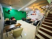 Hawkers, The Chill Point