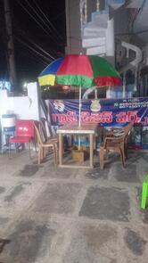 Seven star food court