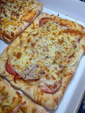 Pizzaria Valen Pizzas - Pizzaria em Pindamonhangaba - Pizzaria Delivery - Restaurantes - Big Esfiha - Pizza quadrada