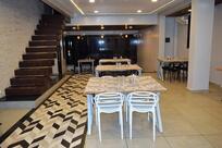 Little Escape Restaurant and Cafe