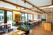 Restaurant Charlie’s Corner