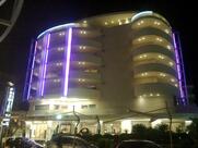 Mariposa • lounge & pool café