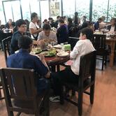 ร้านอาหารครัวตัว ต. อยู่ริมถนน อาหารอร่อยบรรยากาศดี