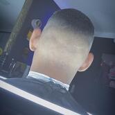 Theerow Outlier Salão & Barbearia