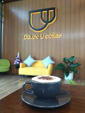Double U Cafe’&Bar