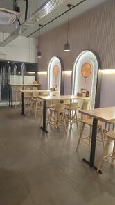 La Milano Pizzeria : Best Pizza in Junagadh