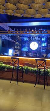 3 Layers on the ECR Restaurant