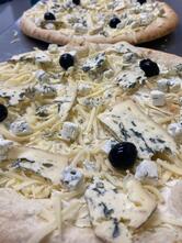 LES PIZZAS DU POTEAU