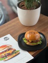 Burger mentor Sulthan bathery