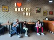 BURGER HUT