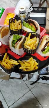 Brutus Lanches Palhoça