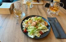 Shar Lounge
