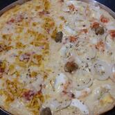 Pizzaria Tradição e Boliche