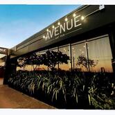 Avenue Art Pub