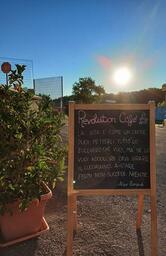 Revolution Café