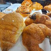 Embassy Cafe 'S.A.S.