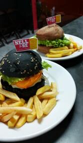 Nell e Re lanches e pizzas