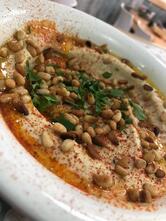 חומוס אליהו אזור