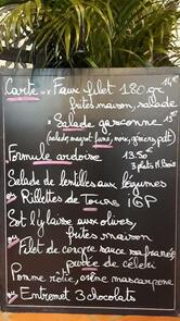 L’Attablée des Rochers