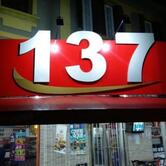 Lanchonete e Pizzaria Point 137