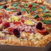 O Veleiro Pizzas Massa descanso longo e fermentação natural assadas na Lenha