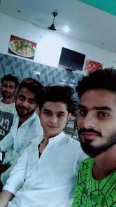 Lucky Restaurant Rudauli