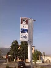 Le Blue Cafè