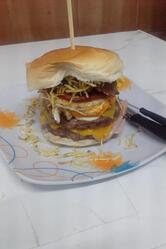 Mega Burguer