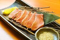 炭火焼肉たろう