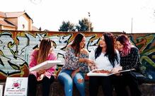 Pizzeria Brothers and Sister