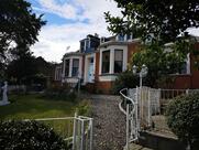 Tayview Hotel & Indian Restaurant
