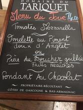 Le Bouche à Oreille