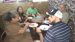 Radical lanches e pizzas