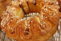 Maison Renard , tartine, du pain et des gâteaux