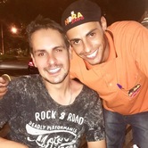 Hora Extra Hamburgueria e Petiscos