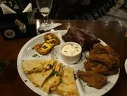 Clandestino Burger & Bar