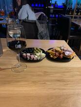 D4 Café - Restaurant & Winebar