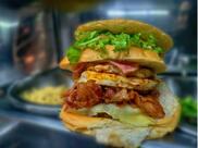 MEGA BURGUER