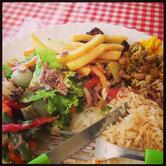 Opera restaurante Sushi House